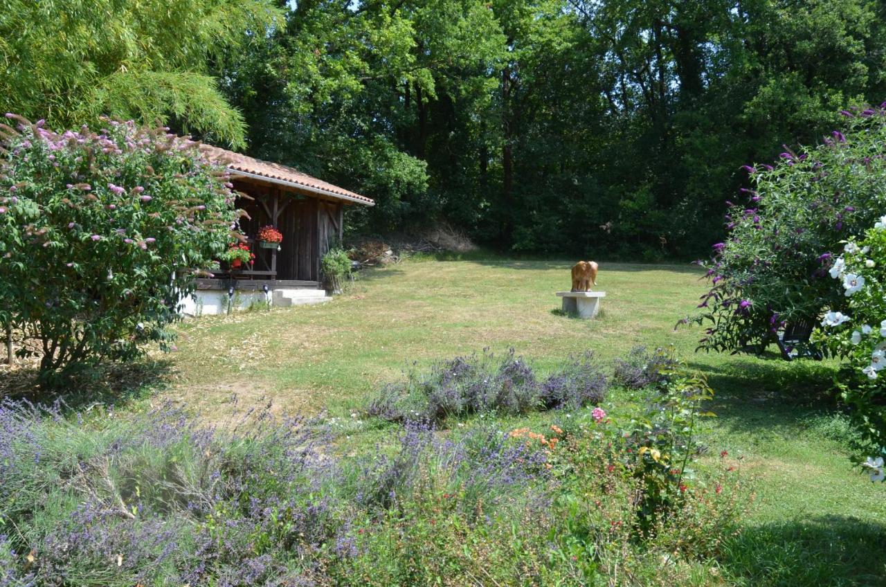 Katy'S Barn Villa Saint-Aulaye-Puymangou Exterior photo